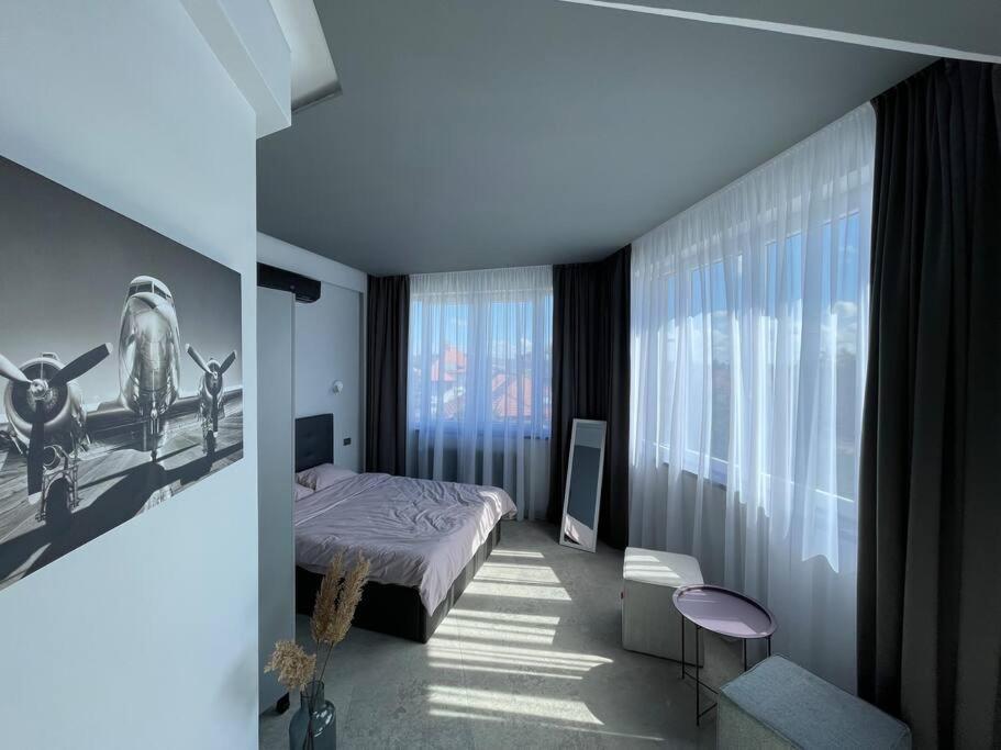 - Luminos Apartment